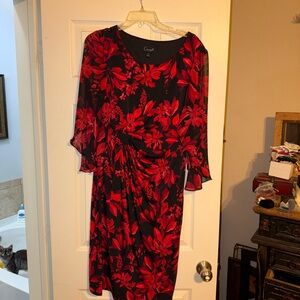 NWOT Connected Apparel Black and Red Floral Long Sleeve Dress